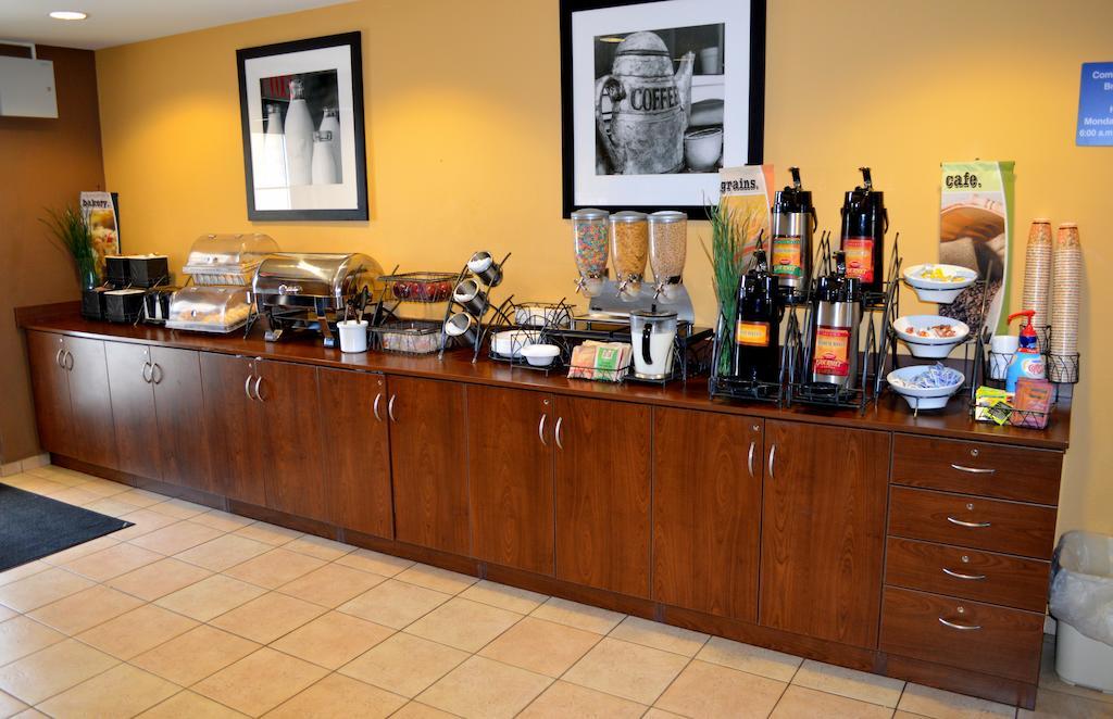 Microtel Inn And Suites By Wyndham Rawlins Exteriér fotografie